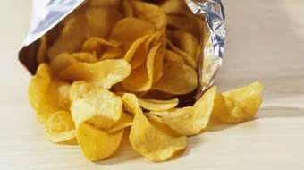 أضرار الشيبس على الأطفال