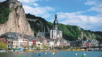 مدن قريبة من باريس