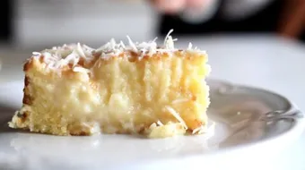 طريقة كيكة جوز الهند بالقطر