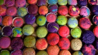 طريقة الكب كيك الملون