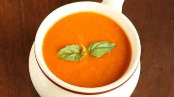 طريقة شوربة الطماطم بالكريمة