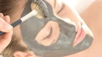 طين البحر الميت للبشرة