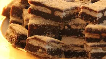 حلى قهوة بالتمر