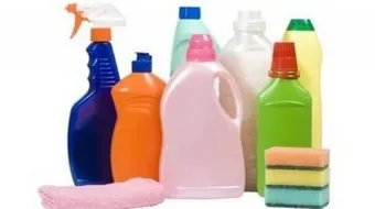 صناعة المنظفات