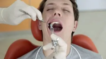 أضرار خلع ضرس العقل