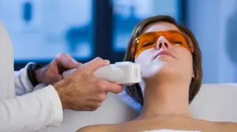 هل إزالة الشعر بالليزر لها أضرار على الحامل