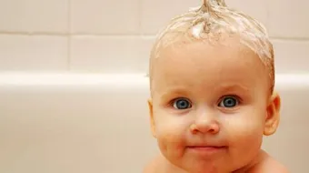 طرق العناية بالشعر الجاف للأطفال