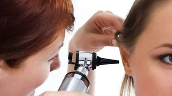 التهابات الأذن الخارجية - فيديو