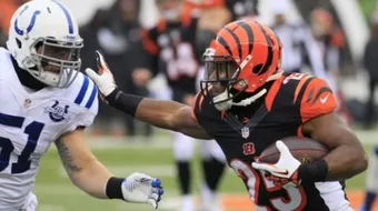 كرة القدم الأمريكية