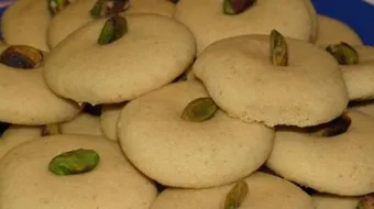 عمل الغريبة الهشة