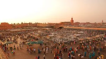 من أسس مدينة مراكش وفي أي سنة