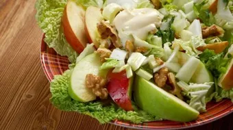 سلطة التفاح الأخضر