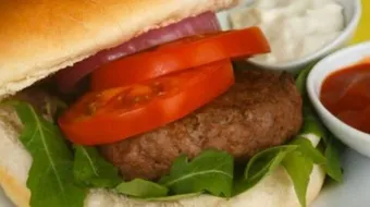 عمل همبرجر في البيت