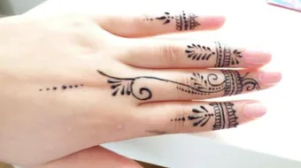 طريقة نقش الحناء