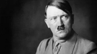 قصة هتلر بالتفصيل