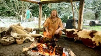 كيف كان يعيش الإنسان قديماً