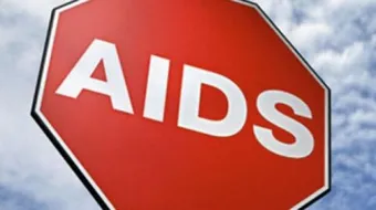 كيف ينتقل الإيدز وما أعراضه