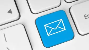 كيف أستطيع عمل بريد الكتروني