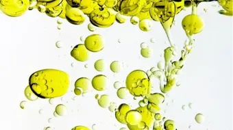 كيف يمكن للماء والزيت أن يختلطا