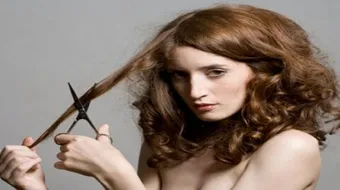 كيف أقص شعري بنفسي