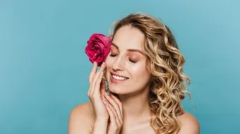 كيف أتخلص من رائحة الشعر الكريهة