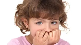 كيف أتخلص من عادة قضم الأظافر