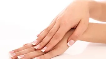 كيف أحافظ على نعومة يدي