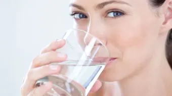 كيف أحافظ على بشرتي في الصيف