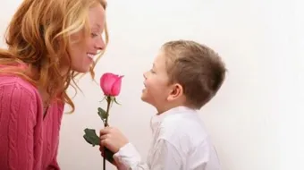 كيف أعلم طفلي الأدب