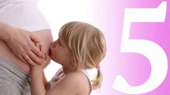 كيف أعرف حركة الجنين في الشهر الخامس