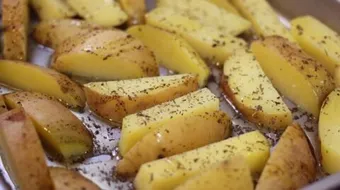 كيف أعمل بطاطس بالفرن
