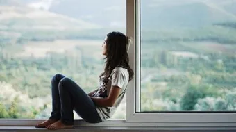 كيف أجعل شخصاً يحبني