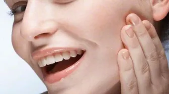 كيف أخفف شعر وجهي