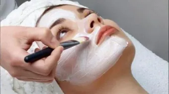 كيف أعتني بالبشرة الدهنية