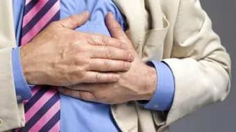 كيف تحدث السكتة القلبية