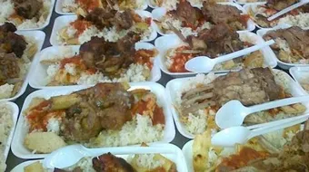 كيف يتم توزيع العقيقة