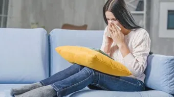 كيف ينتقل مرض السحايا