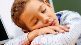 ما هو عدد الساعات الكافية للنوم