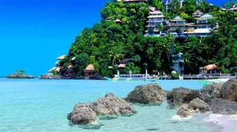 كم يبلغ عدد جزر الفلبين