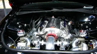 كيف يعمل محرك السيارة