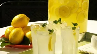 كيف أحضر عصير ليمون