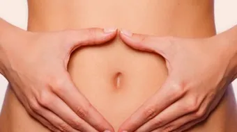 كيف تنظف السرة