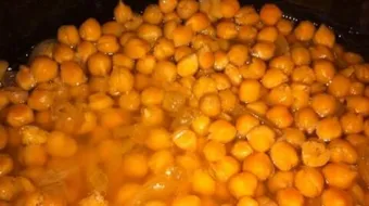 طريقة سلق الحمص اليابس