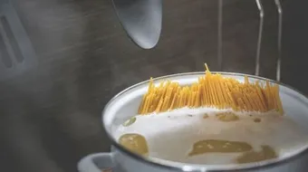 كيف نسلق المعكرونة