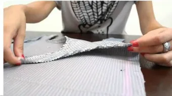 طريقة تفصيل الملابس