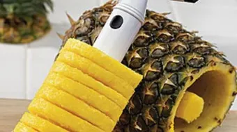 طريقة تقطيع الأناناس