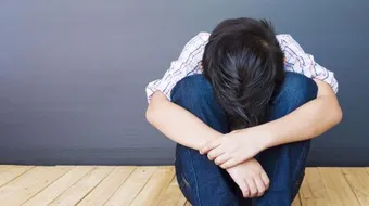 كيفية التعامل مع الطفل المتوحد