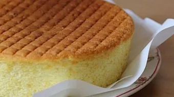 طريقة تزيين الكيكة الاسفنجية