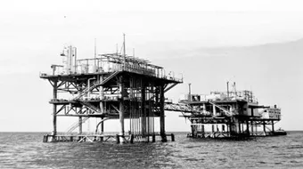 كيف اكتشف النفط