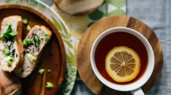 طريقة شرب الشاي الأخضر للرجيم